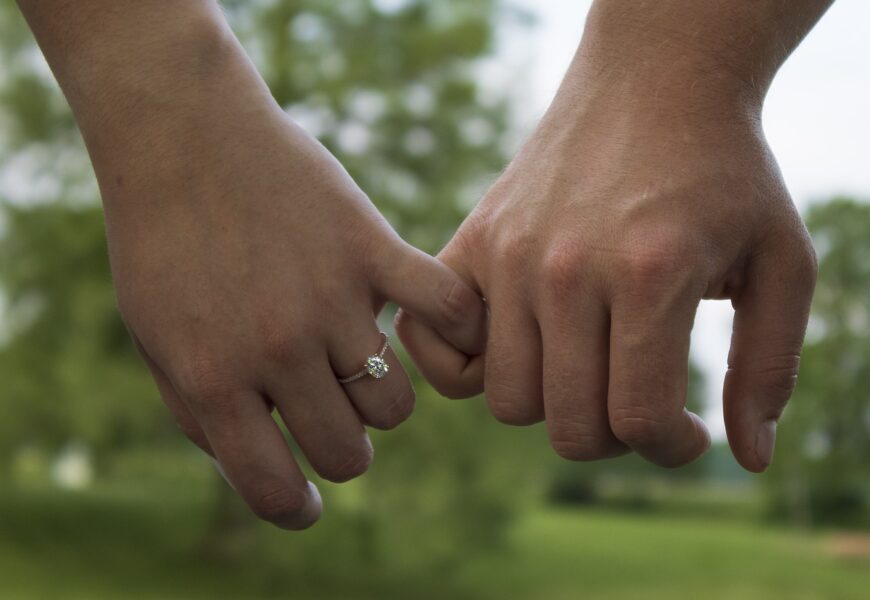 Hochzeitsvorbereitungen: Die Rolle des Verlobungsrings